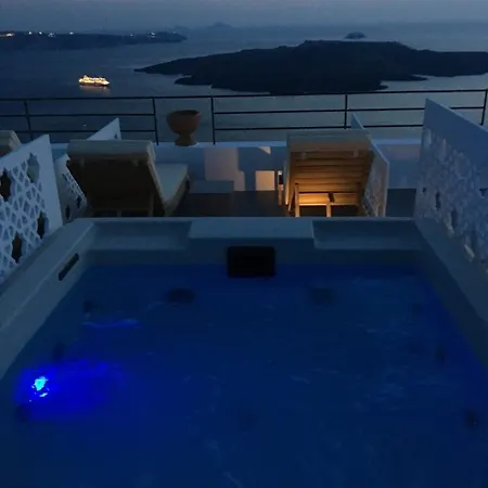 Amelot Art Fira (Santorini)