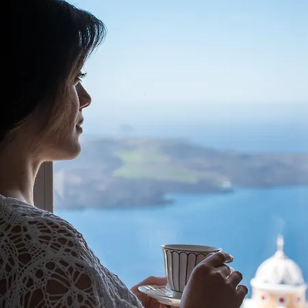 Amelot Art Fira (Santorini)