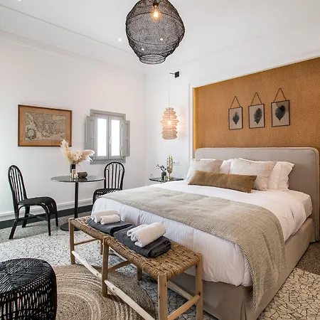 Amelot Art 4* Fira (Santorini)