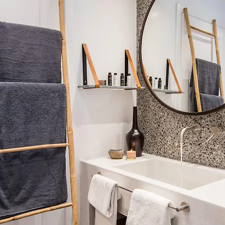 ホテル Amelot Art