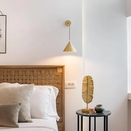 Amelot Art Hotel 4*