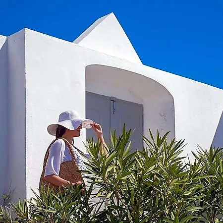 Amelot Art Hotel 4*