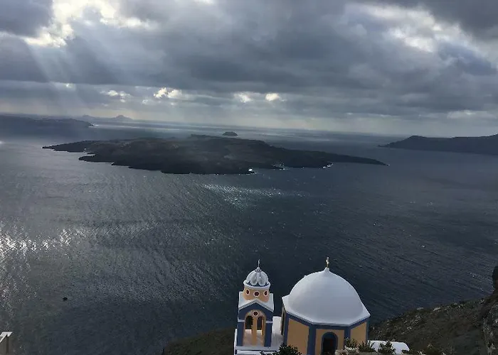 Hotell Amelot Art 4*